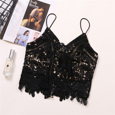 Női melltartó csipkével és V-nyakkal, három színben