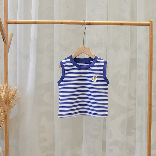 Gyermek csíkos felső hímzéssel - fiúknak