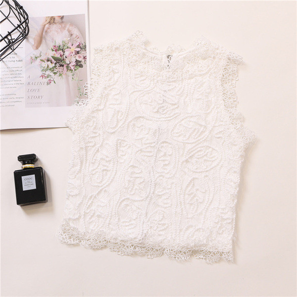 Maieu elegant de damă, cu dantelă, în alb și negru