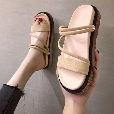 Casual γυναικείες παντόφλες σε δύο χρώματα