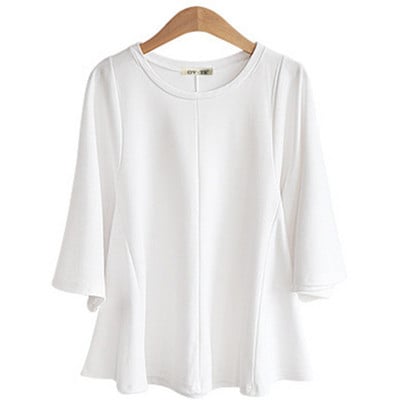 Κομψή γυναικεία μπλούζα με 3/4 μανίκι σε λευκό και μαύρο χρώμα