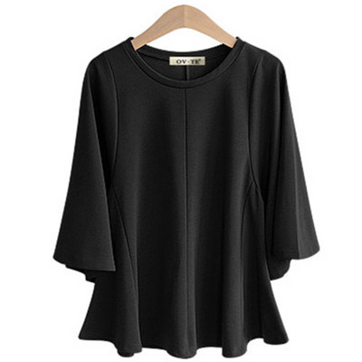 Κομψή γυναικεία μπλούζα με 3/4 μανίκι σε λευκό και μαύρο χρώμα