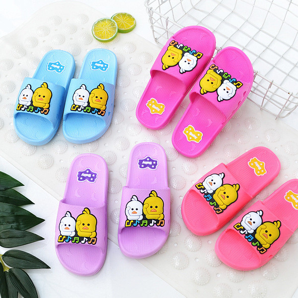 Ежедневни детски чехли за момчета и момичета с апликация