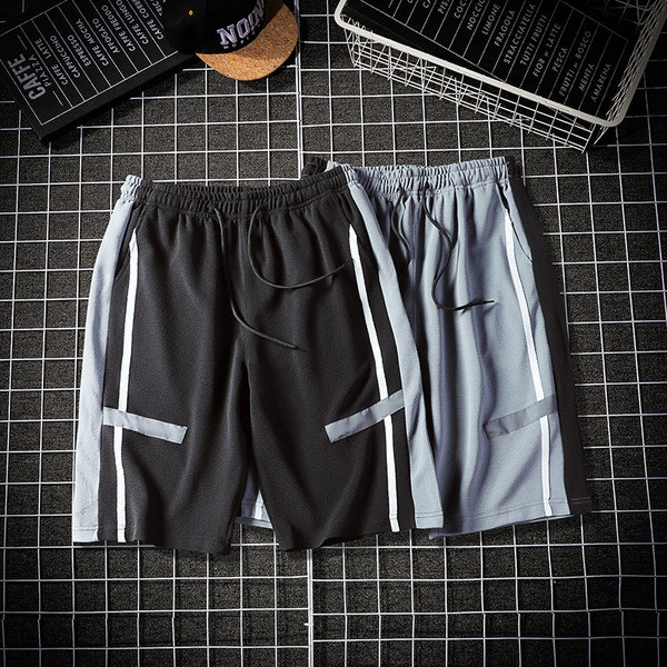 Férfi rövidnadrág fekete és szürke színben, zsebekkel