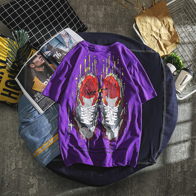 Modern férfi póló három színben feliratokkal és rátéttel