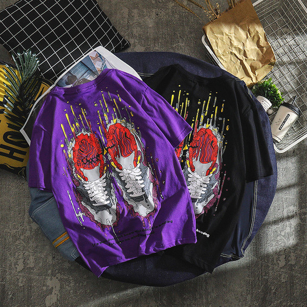 Modern férfi póló három színben feliratokkal és rátéttel