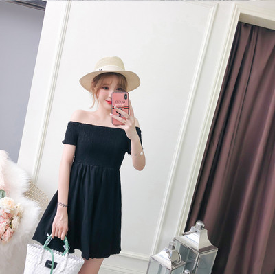 Rochie modernă de damă cu mâneci scurte de culoare neagră