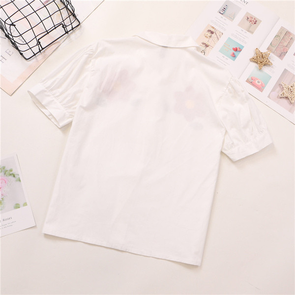 Γυναικείο μπλουζάκι με εκτύπωση σε λευκό και μαύρο χρώμα