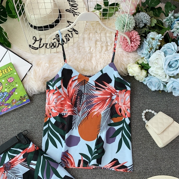 Set elegant pentru femei, cu bretele subțiri și motiv floral