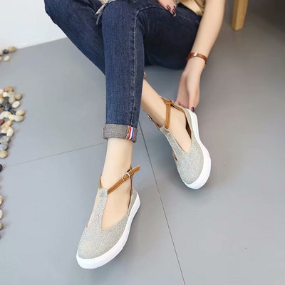Дамски ежедневни обувки от еко кожа с катарама в няколко цвята