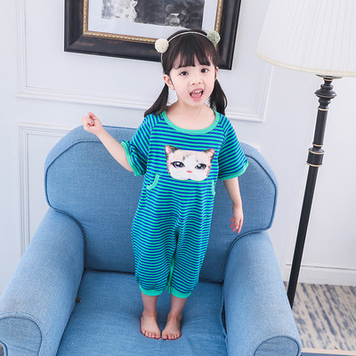 Gyermek pizsama három színben lányoknak való alkalmazással