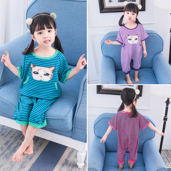 Gyermek pizsama három színben lányoknak való alkalmazással