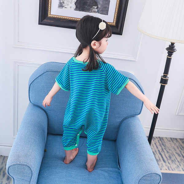 Gyermek pizsama három színben lányoknak való alkalmazással