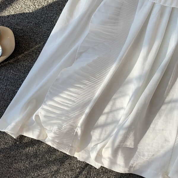 Modern női blúz O-nyakkal, fehér színben