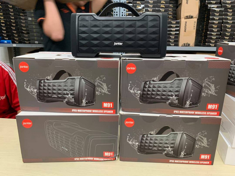 Преносима bluetooth колонка M91 с AUX и USB порт и слот за TF/SD card - черен цвят