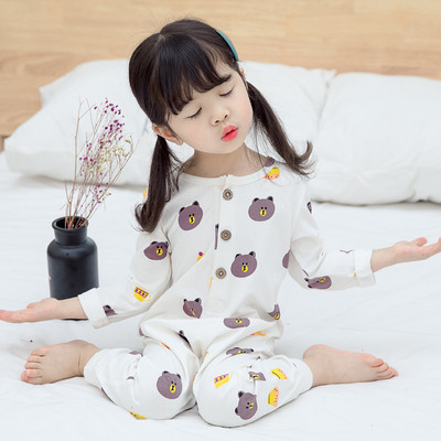 Детска пижама в бял цвят с копчета-за момичета 