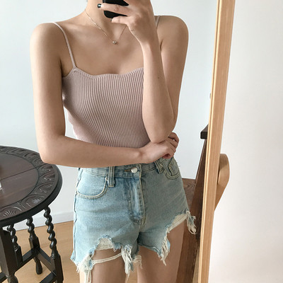 Vékony kötésből készült női felső, különböző színekben