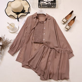 Μοντέρνο γυναικείο σύνολο σε τρία κομμάτια σε τρία χρώματα