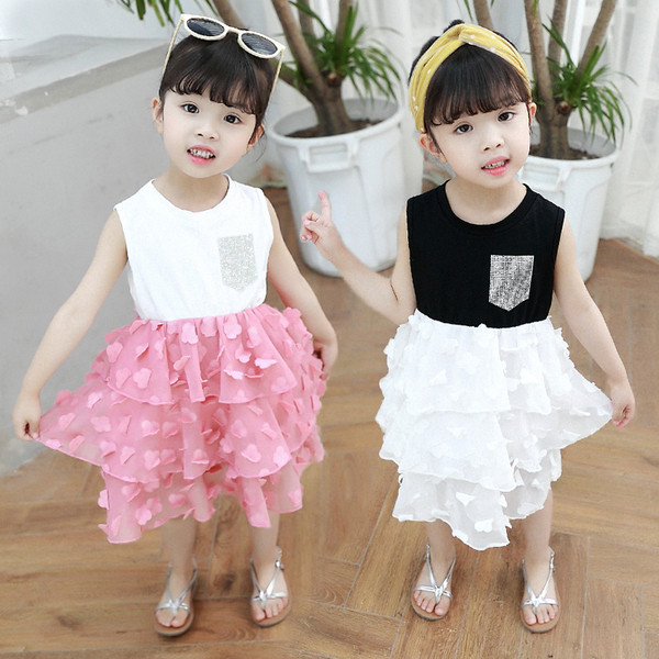 Stílusos gyerekruha két színben O-nyakkal