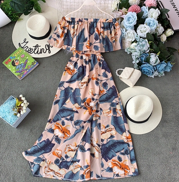 Modern női ruha virágmotívummal, különböző színekben