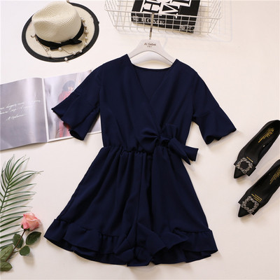 Κομψή γυναικεία σαλοπέτα με μανίκια 3/4 σε διάφορα χρώματα