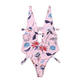 Стилен дамски цял бански костюм с дълбоко V-образно деколте в розов цвят 