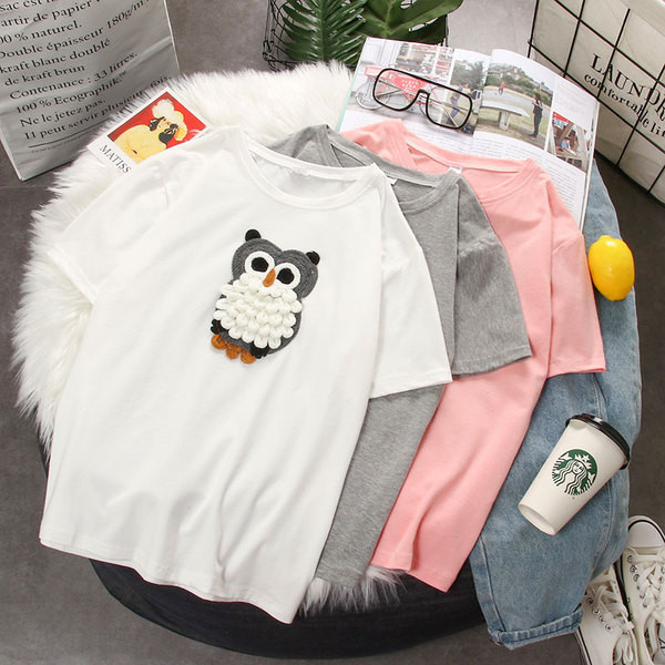 Καθημερινή γυναικεία μπλούζα με τρισδιάστατο στοιχείο σε τρία χρώματα