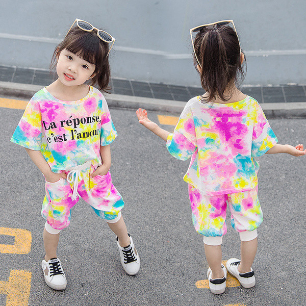 Gyerekkészlet lányoknak két színben nyakkendővel