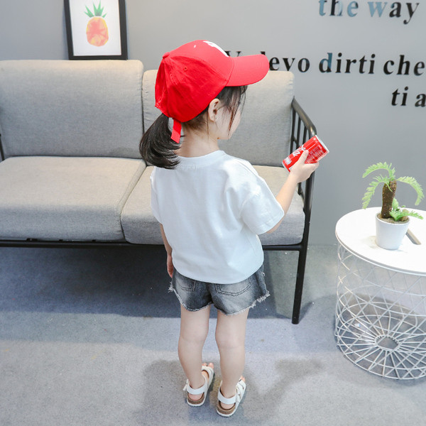 Gyermek póló fiúknak és lányoknak - három színben