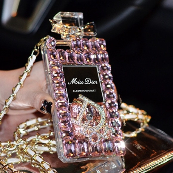 Husă elegantă din silicon cu pietre și lanț metalic pentru iPhone X și iPhone XS