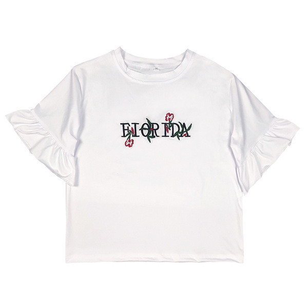 Μοντέρνο γυναικείο μπλουζάκι με κεντήματα σε λευκό χρώμα