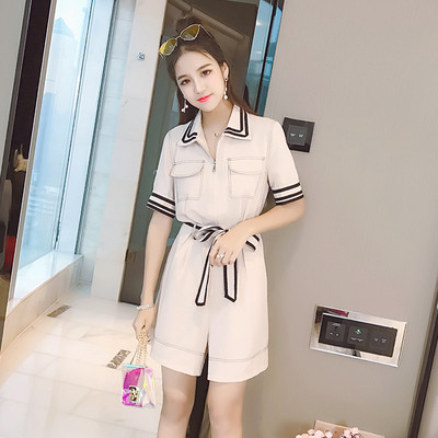 Κομψή γυναικεία σαλοπέτα με λαιμόκοψη, 3/4 μανίκι και ζώνη σε δύο χρώματα