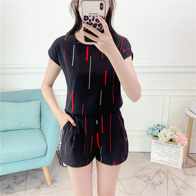 Καθημερινά  γυναικεία σετ δύο τεμαχίων σε διάφορα χρώματα με δεσμούς