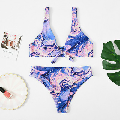 Színes kétrészes fürdőruha két modellben