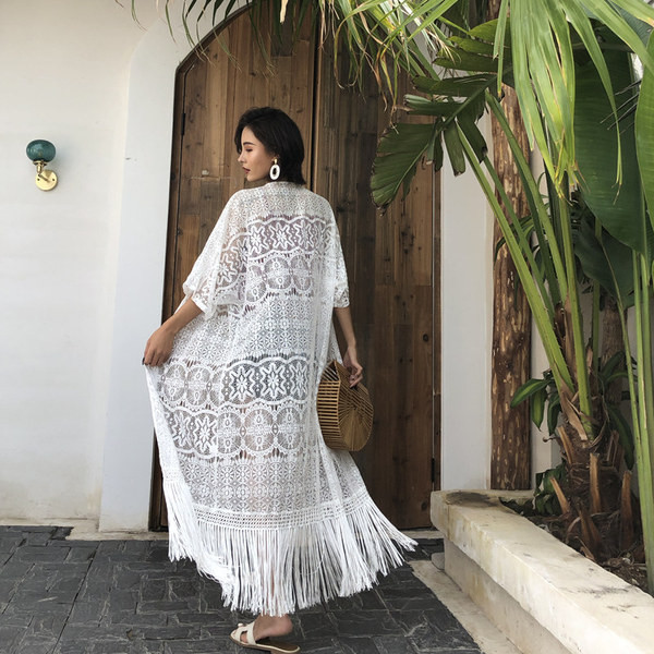 Hosszú női pareo rojtokkal