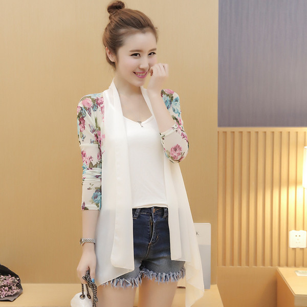 Modern tavaszi-nyári mellény virágmotívumokkal, két színben