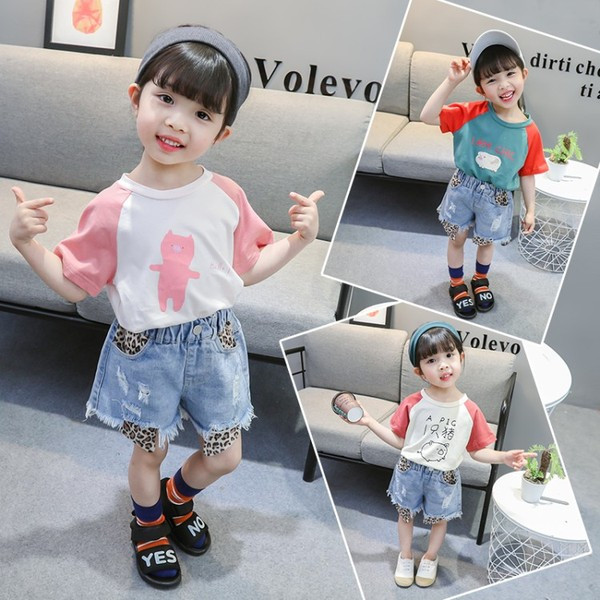 Gyerek póló lányoknak három színben, különböző alkalmazásokkal