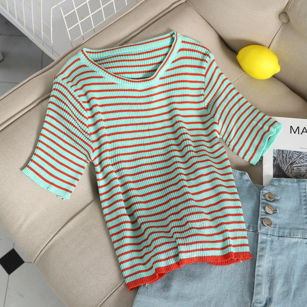 Μπλούζα με κοντό μανίκι και κορδέλα στην πλάτη σε δύο χρώματα