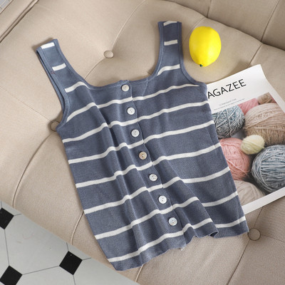 Csíkos női felső, gombokkal és széles pántokkal több színben