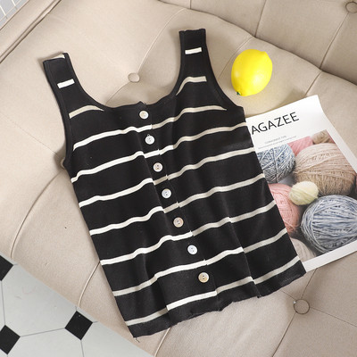 Csíkos női felső, gombokkal és széles pántokkal több színben