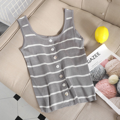 Csíkos női felső, gombokkal és széles pántokkal több színben