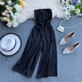 Κομψές γυναικείες φόρμες σε μαύρο χρώμα με τιράντες