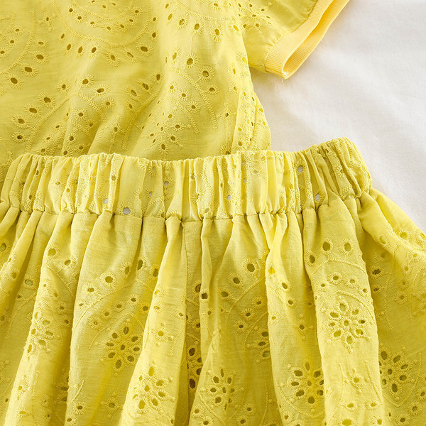 Μοντέρνο γυναικείο σετ δύο τεμαχίων με ψηλή μέση σε τρία χρώματα