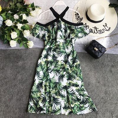 Σύγχρονο γυναικείο φόρεμα σε διάφορα χρώματα με γυμνά ώμους