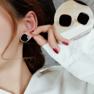 Női négyzet alakú fülbevaló több színben