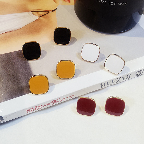 Női négyzet alakú fülbevaló több színben