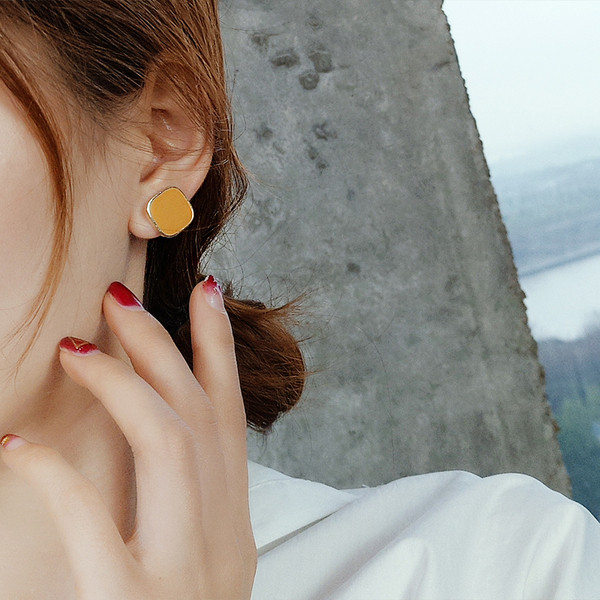 Női négyzet alakú fülbevaló több színben