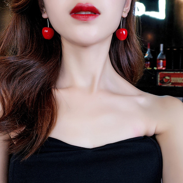 Cseresznye alakú női fülbevaló