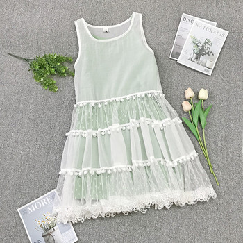 Σύγχρονο γυναικείο φόρεμα σε τρία χρώματα και φούντα δαντέλα