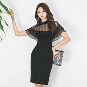 Κομψό γυναικείο φόρεμα με δαντέλα σε μαύρο χρώμα